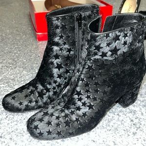 saint laurent boots with cute stars, barely used